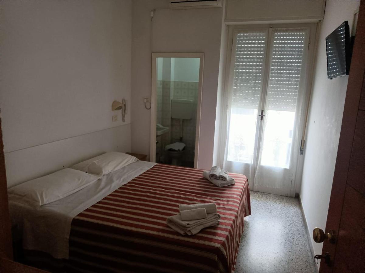 Hotel Graziella Mare Rimini Exterior foto