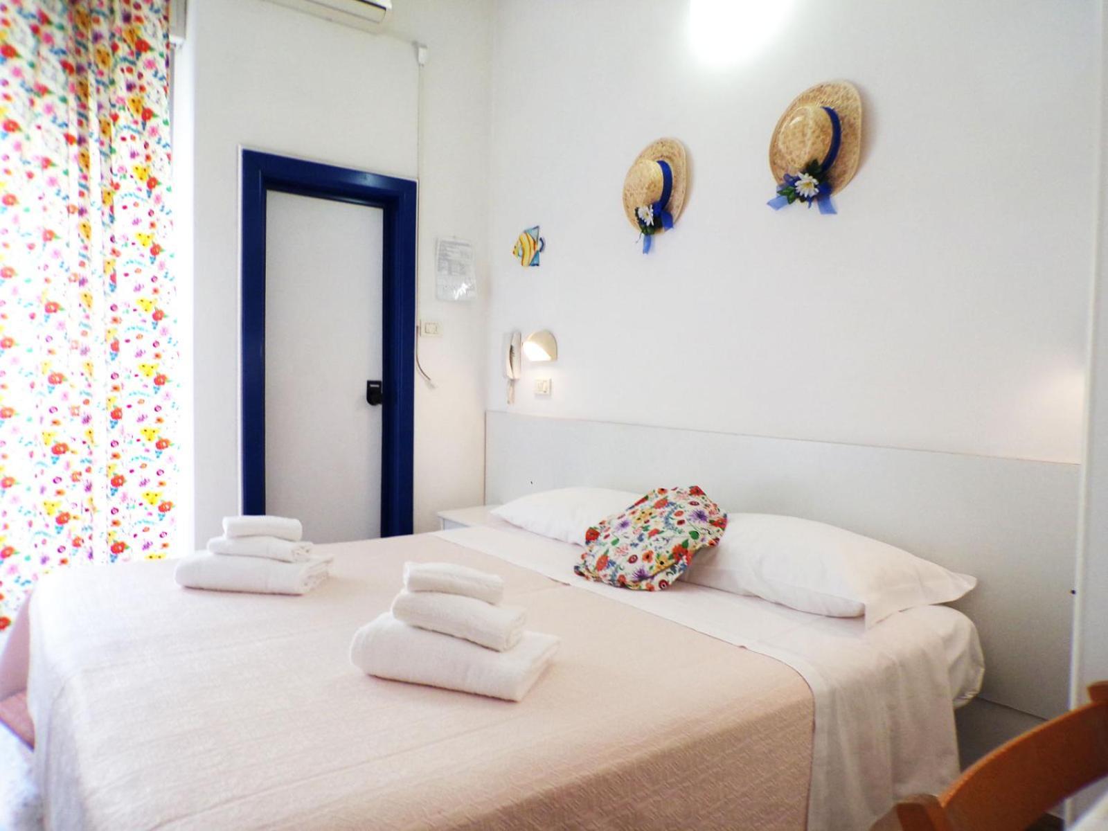 Hotel Graziella Mare Rimini Exterior foto